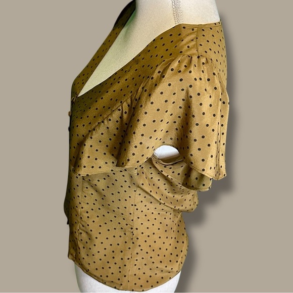 Madewell ‘Silk Carmelina Flutter-Sleeve Top in Polka Dot’ in Easy Dot Asparagus - Picture 9 of 15
